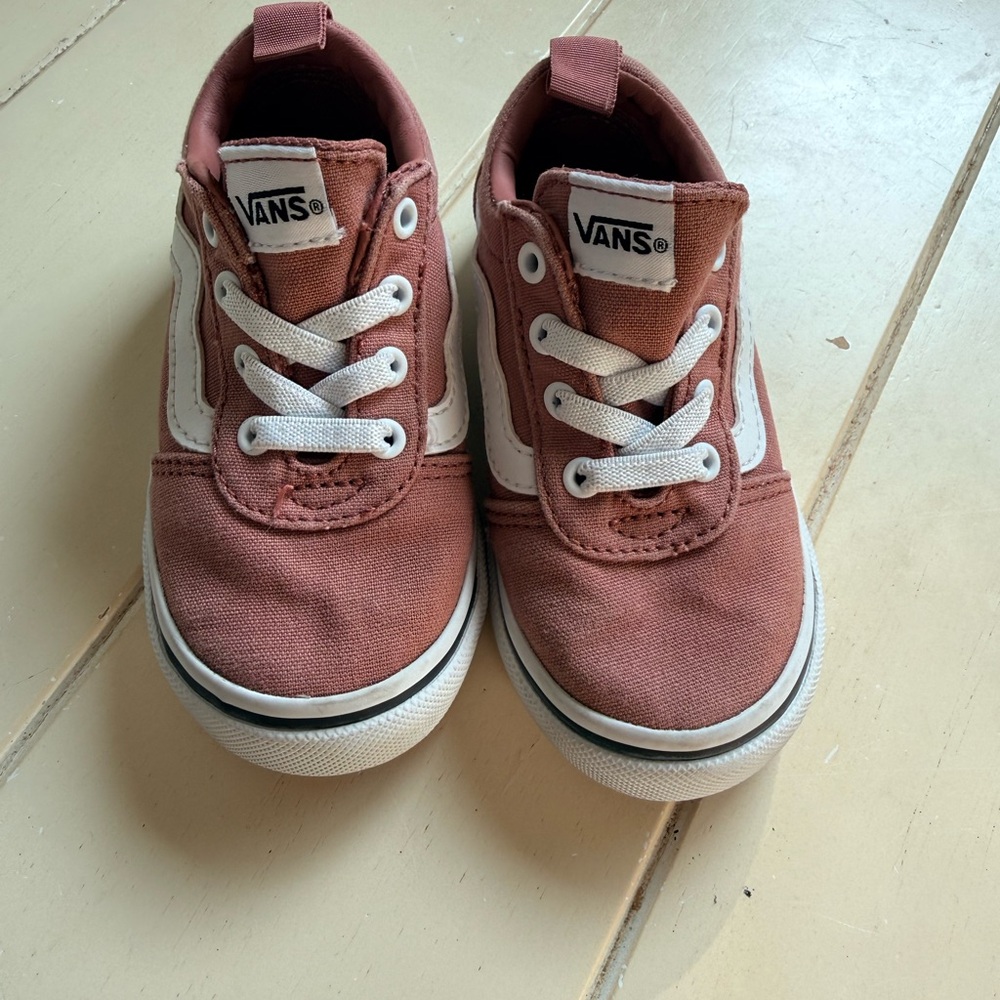 Vans Kids Sneakers - Rust and White